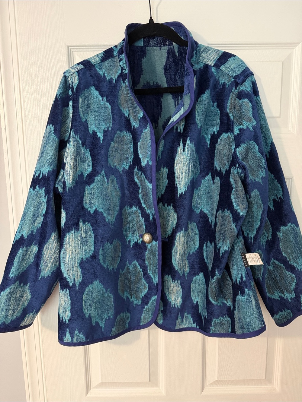 The selected region highlights a Trimdin Classic Oceana Azure Reversible Jacket